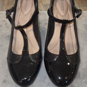 Giani Bernini Memory Foam Heel, Size 9